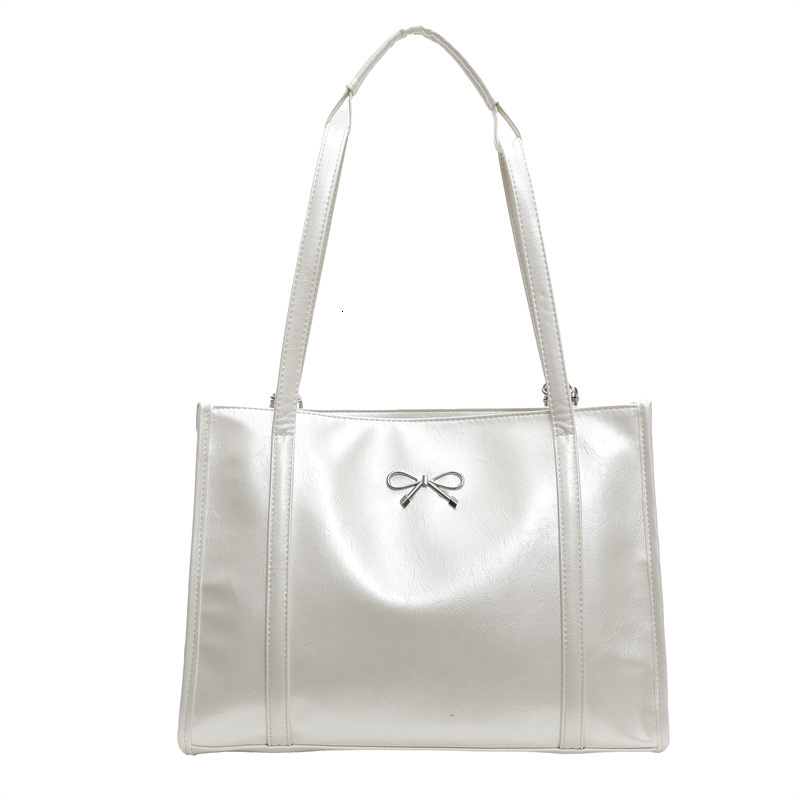 2025S Designer Women S Bag Large Capacity Premium Texture Armpit Bag Women S Autumn Winter New Fashionable And Simple Tote Bag