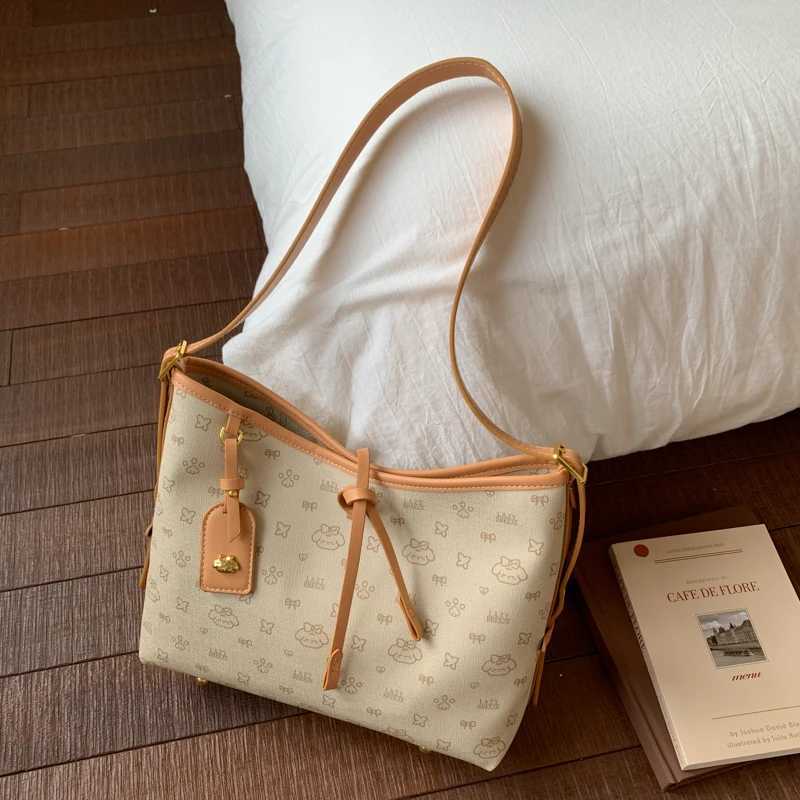 2025 New Polished European Style Crossbody Bag - Creative Exquisite Light Luxury Ladies Bag for Fashion-Forward WomenW251106