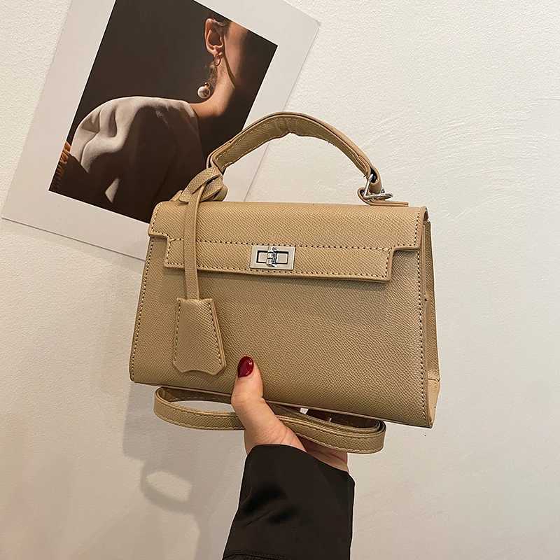 Elegant Minimalist Clutch Bag - Luxury Crossbody Handbag With Paris Inspired Vintage Letter LeatherW251107