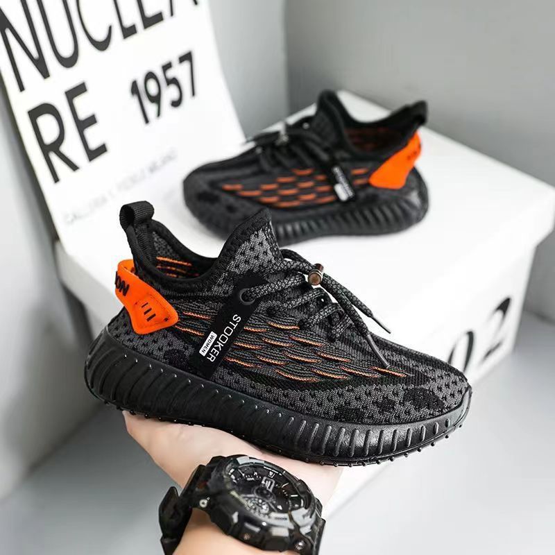 Young Children Sneakers Boys Girls Casual Shoes Kids Breathable Flying Knit Trainers Walkfashion Lightweight Sole Running Shoes Sizes 29 - 38 W0607