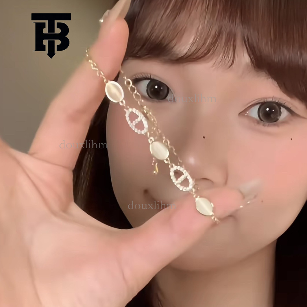 TB BHULAMTE Designer Super Sparkling Zircon Star Flower Bracelet Fashion Luxurious Versatile Exquisite Light Luxury High End Women's Handmade Jew