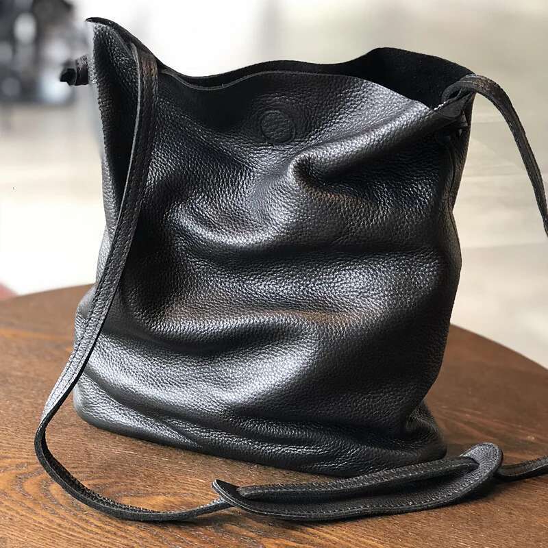 Johnature Simple Nature Soft Cowhide Women Bag 2025 New Genuine Leather Large Capacity Solid Color Shoulder & Crossbody Bags