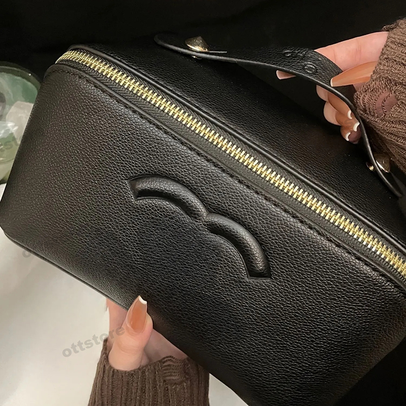 Womens Designer Makeup Bags Fashion Toiletries Large Capacity Portabl Luxury Storage Make Up Bag Travel Cosmetic Bags Mens Makeup Bag