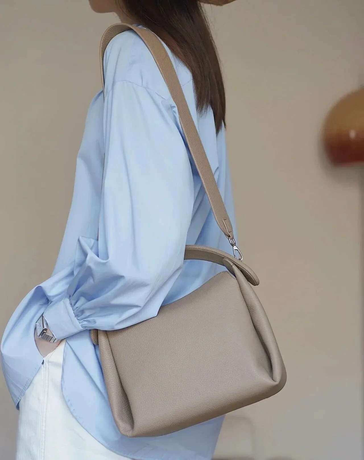 Genuine Women's Bag With Large Capacity And Unique Cigarette Box Design Made Of Soft Leather One Shoulder Crossbody
