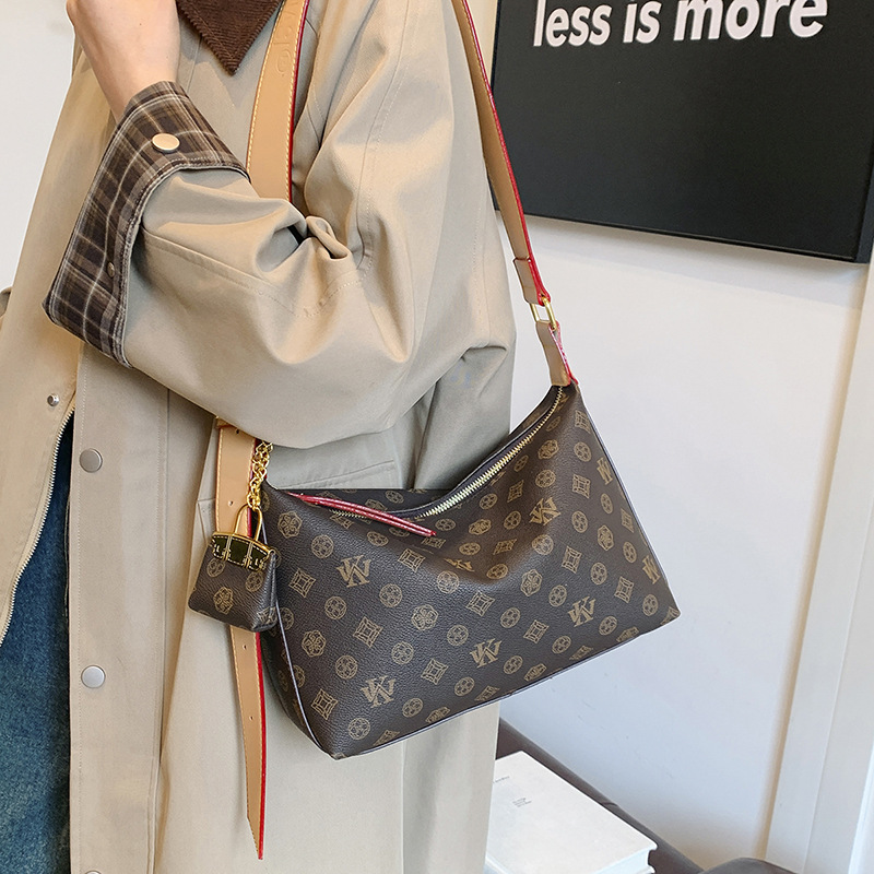 New women's bag Tote bag fashion atmosphere women's bag large capacity all-in-one commuter shoulder bag 2025s hot