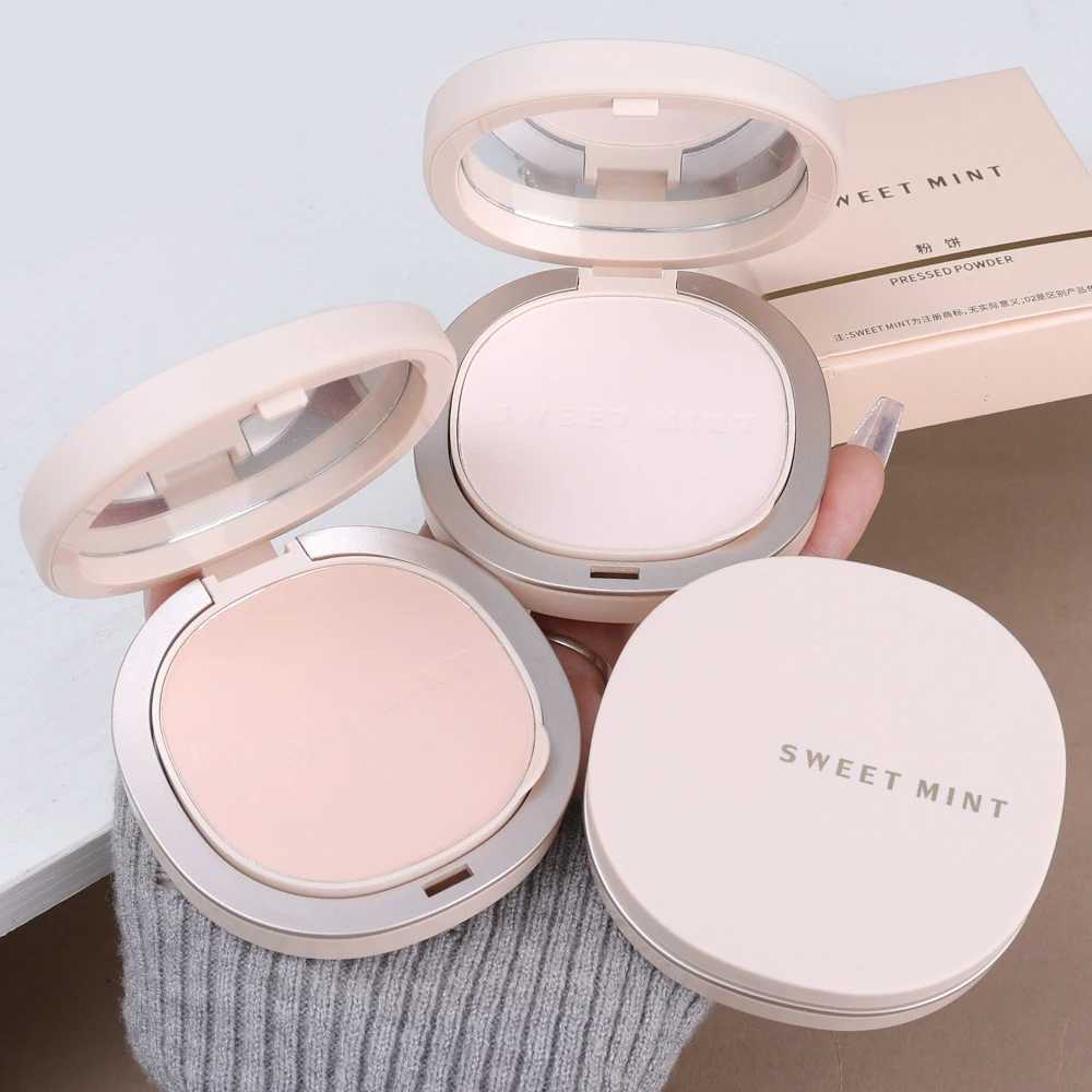 Natural Facial Pressing Powder Makeup Oil Control Durable Waterproof Compact Matte Gloss Powder High Gloss Powder CreamXJ250407