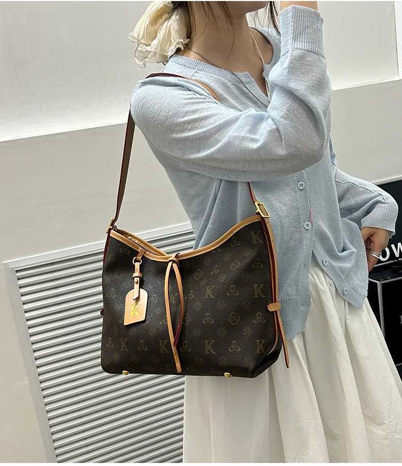 2025 Vintage Tote Bag - Elegant Crossbody/Shoulder Purse Spacious Structured Classic Office/Day BagW251106