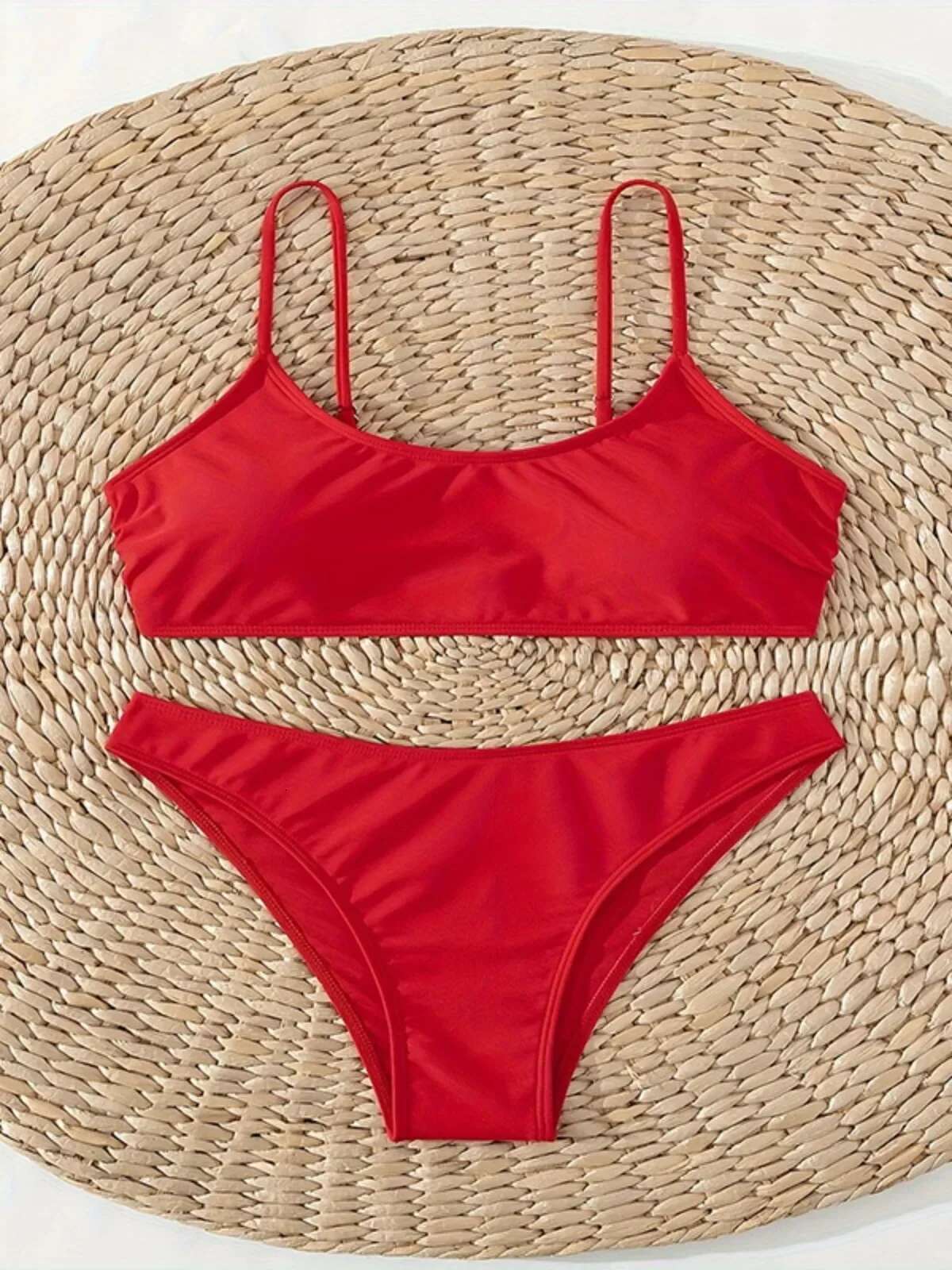 Dongdumaoyi Solid Color Red Two Piece Swimsuit For Women Sexy U Neck Suspender Backless Bikini Set High Waist Beach Swimwear Bathing Suit