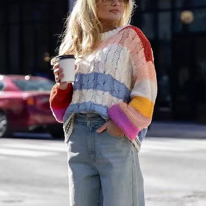 Women's color-block striped top, round-neck long-sleeve sweater, casual street chic, popular in autumn and winter, versatile for outings, women&#