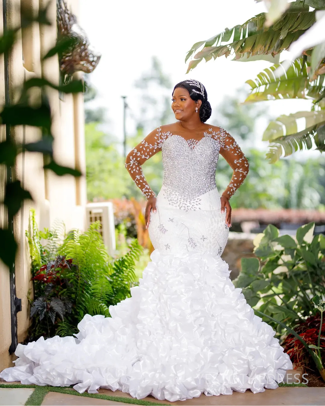 2025 Plus Size Mermaid Wedding Dress For Bride Bridal Gowns Detachable Train Long Sleeves Sheer Neck Beaded Lace Tiered Wedding Gowns For African Blac