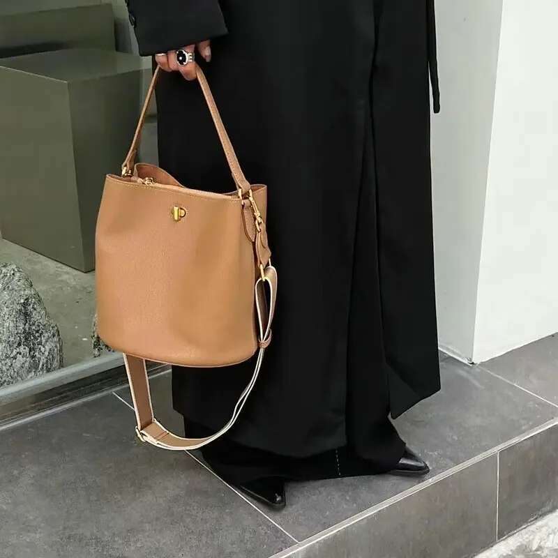 Retro Coffee Solid Color Bucket Tote 100% Genuine Women Shoulder With Wide Straps T Cow Leather Crossbody Bag