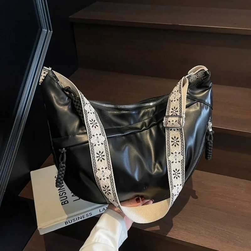 2025 New High-end Ladies Leather Hand Bag Luxury Brand Famous Designer Simple Vintage ParisW251106