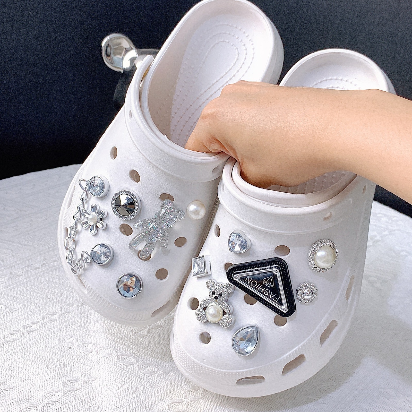 Ins TikTok New Hole Shoes DIY Decoration Black and White Bear Butterfly Set Chain Shoe Buckle Shoe Flower 240520