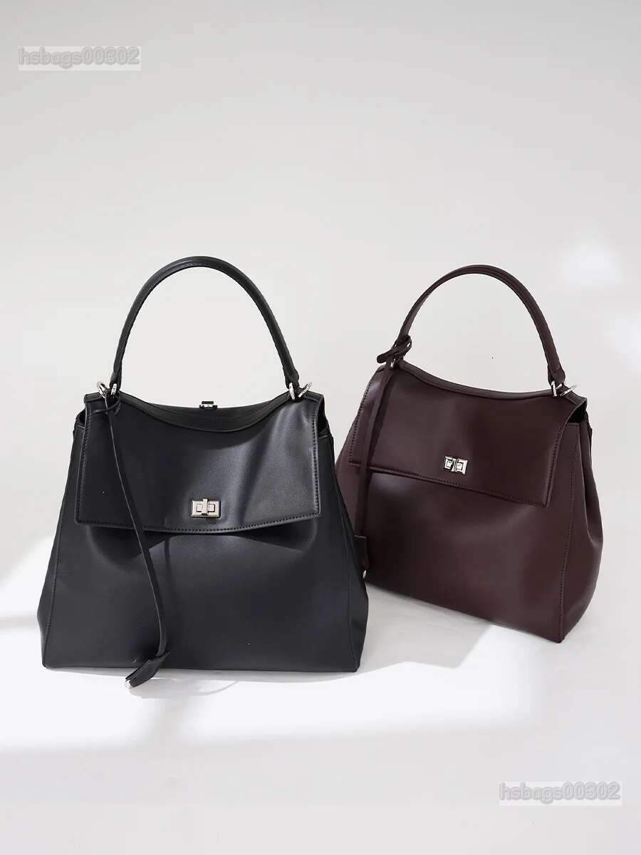 Fashion Backpack Commuter Big Large Capacity Handheld Women's High Grade Tote Bag