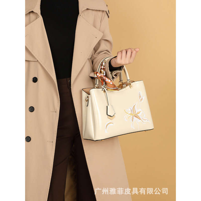 Designer Bag Birthday Mom Practical Suitable Mother In Law Ladies Gift Box For Year Old High End