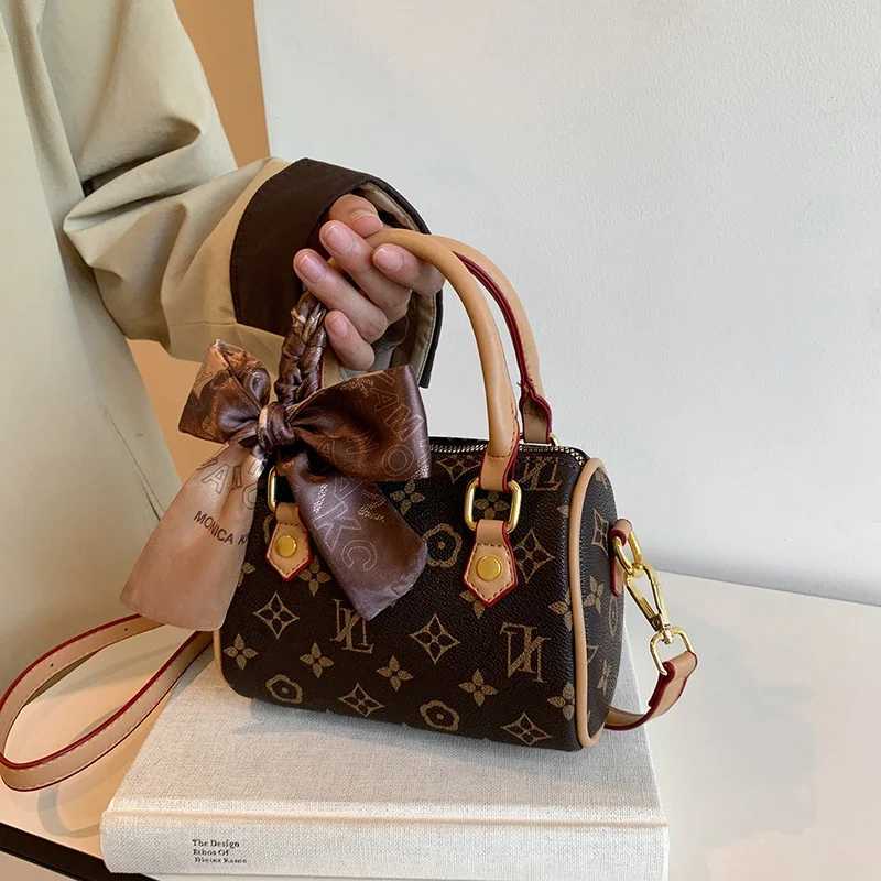 2025 New Classic Luxury Brand Handbag For Ladies Genuine Leather Crossbody Shoulder ToteW251107