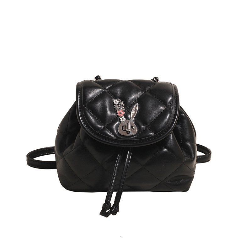 2025S Designer Women S Bag Lock Buckle New Solid Color Texture Niche Design Chain Bag Small Fashion Versatile Simple Backpack