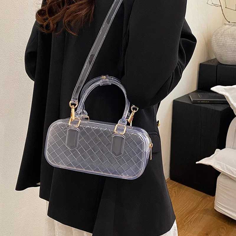 Elegant Luxury Brand Leather Handbag - Womens Crossbody Bag Messenger Style Popular Classic By Famous DesignerW251107