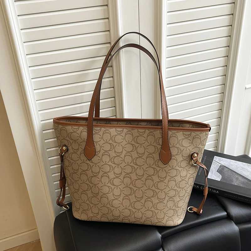 Fashionable Elegant Hand Bags Womens Luxury Leather Tote Bags Crossbody And Shoulder Style Famous BrandW251106