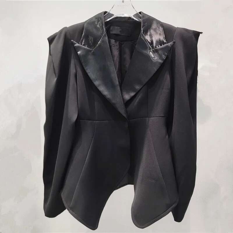 WTHT New Fashion 2025 Summer Women's Solid Color Shoulder Pad Blazer Trendy Long Sleeves Turn-Down Collar Jacket Female 1Ls1420