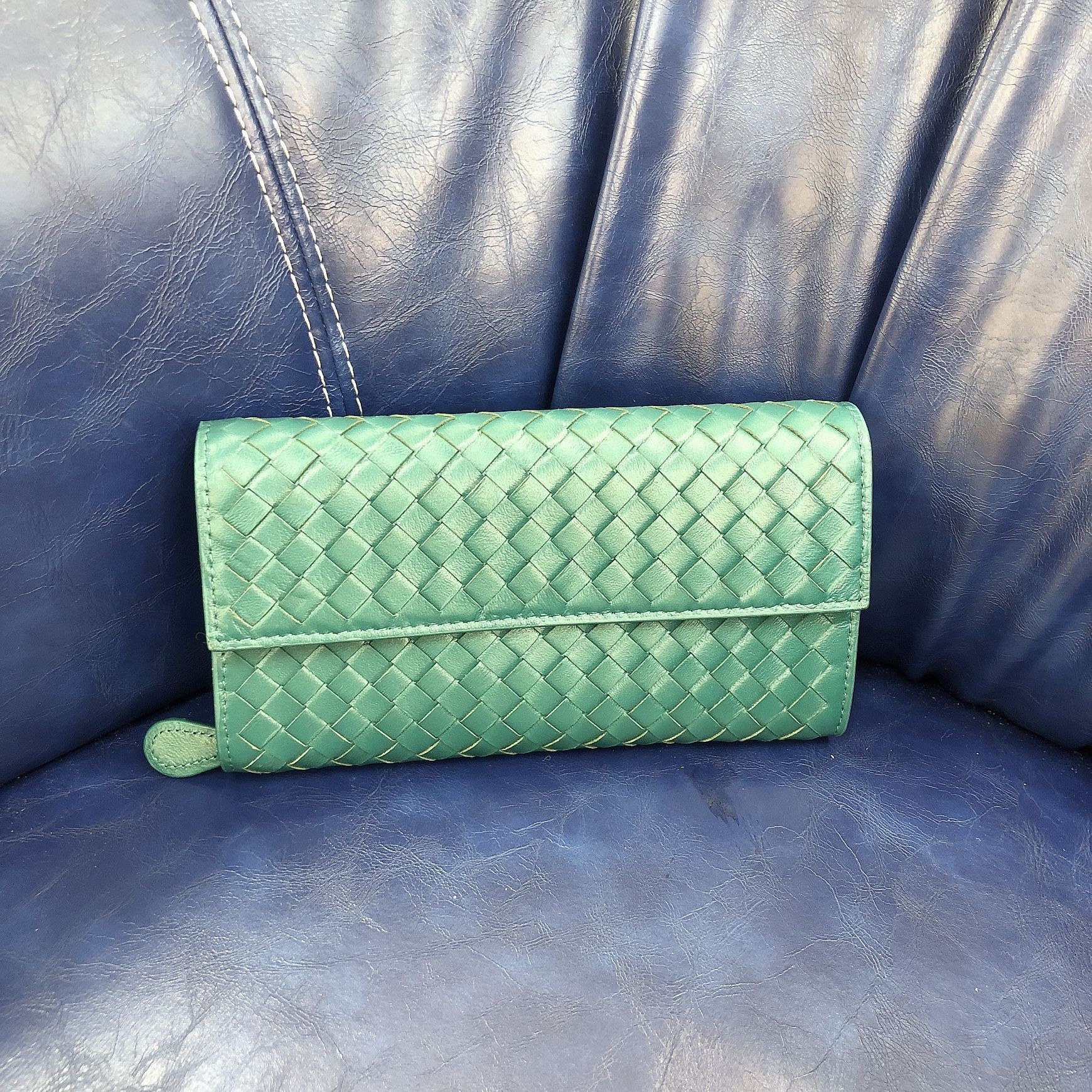 Stylish long women's wallet sheepskin woven clutch zipper coin purse is a small stylish and versatile simple wallet2025