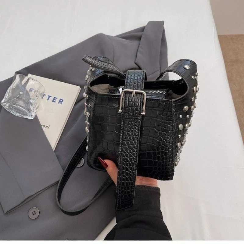 Unique Womens Crossbody Handbag High-End Minimalist Stylish Vintage Fashionable Trendy Design Leather For CasualW251106