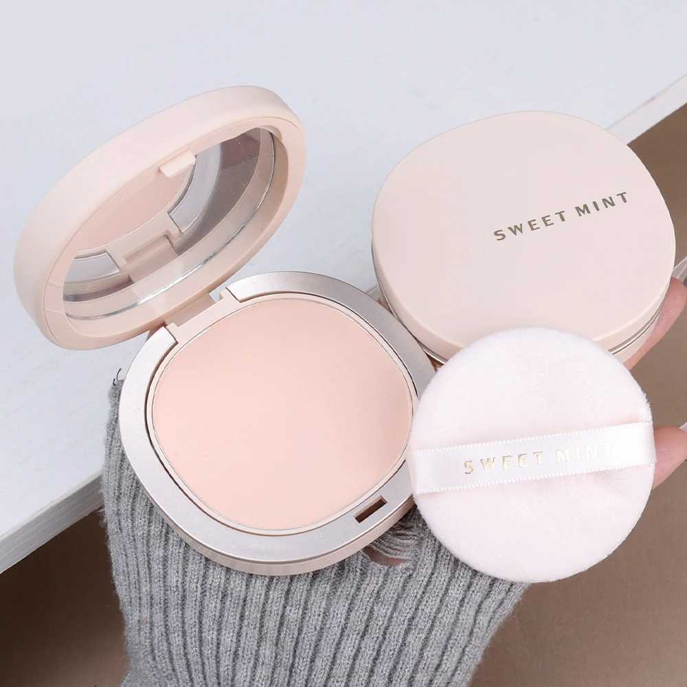 Natural Facial Pressing Powder Makeup Oil Control Durable Waterproof Compact Matte Gloss Powder High Gloss Powder CreamXJ250407