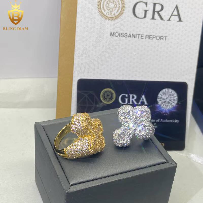 Hot Sale HipHop Cross Ring for Men 925 Sterling Silver Ring Iced Out VVS Moissanite Ring Baguette Cut Pass Diamond Test with GRA