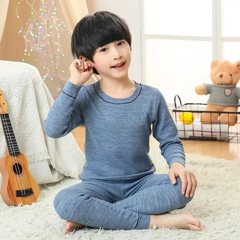 Winter Warm Pyjamas Sets for Boys Kids Thermal Pajamas Toddler Sleepwear Autumn Clothes for Children from 2 to 13 Years Old 250407