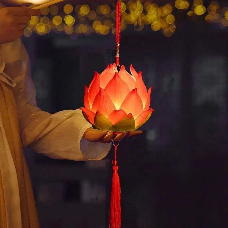 2024 New Mid-Autumn Festival Lotus Lantern Hand Held Glowing Light Lotus Lantern Chinese Festive Atmosphere Decoration Prop W251107