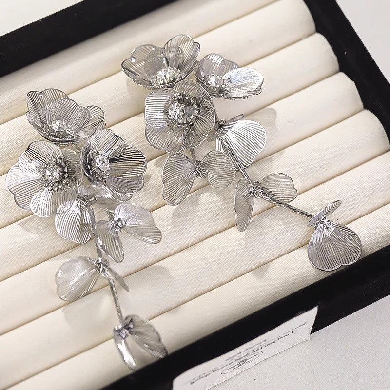 Chic Party Wedding Jewelry Layered Flower Pendants Studded with Imitation Crystal Decorations