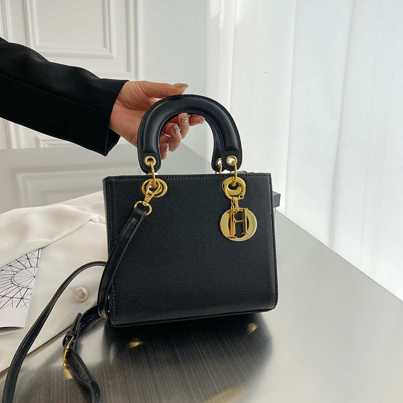 High End Handbag For Women 2025 New Item, Niche Bright Face Daifei Bag, Fashionable And Versatile Single Shoulder Crossbody Bag