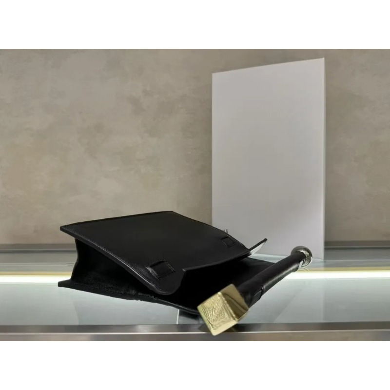Elegant Genuine Sheep Leather Round Clutch with Silver Chain for Evening Parties & Special Events