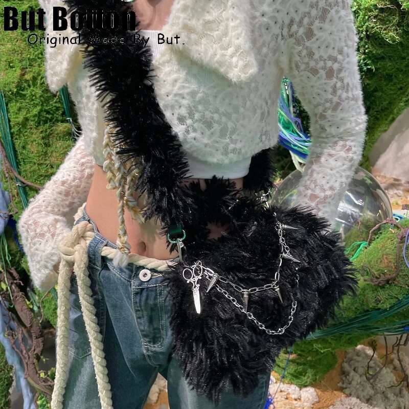 Gothic Lolita Girl Dark Black Furry Shoulder Bags Handbags Y2k Women Metal Punk Rivet Chain Winter Fluffy Messenger Bag Totes