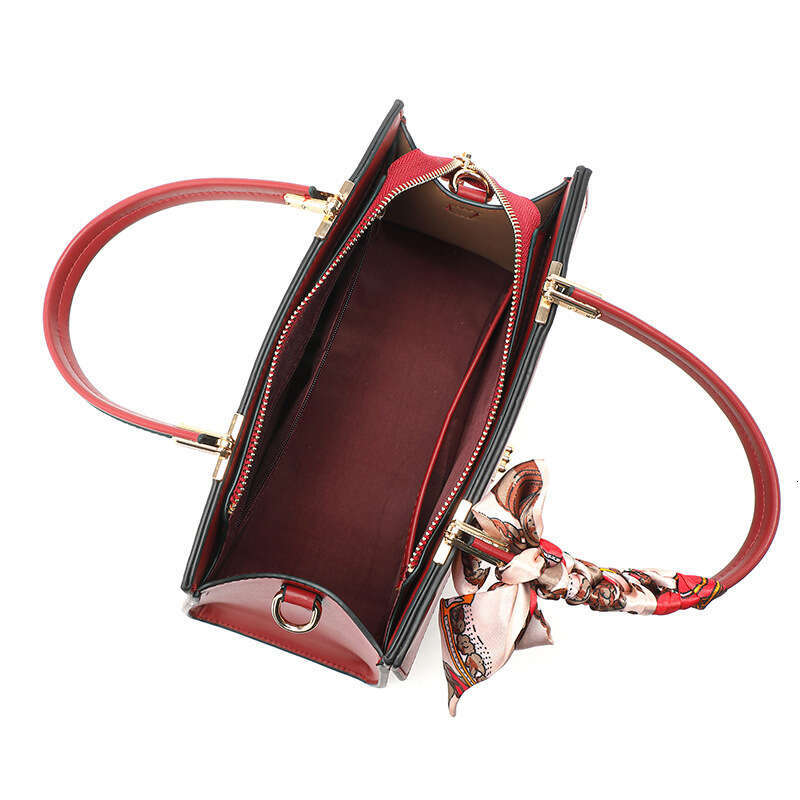 Designer Bag For Mothers Wedding Simple And Elegant New Women S Middle Aged Ladies Handbag Crossbody