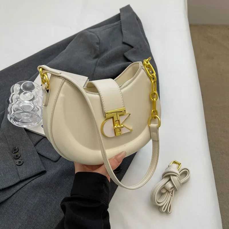 2025 New Fashion Personality Small Round Bag - Underarm/Shoulder/Handheld Temperament Versatile TrendW251106