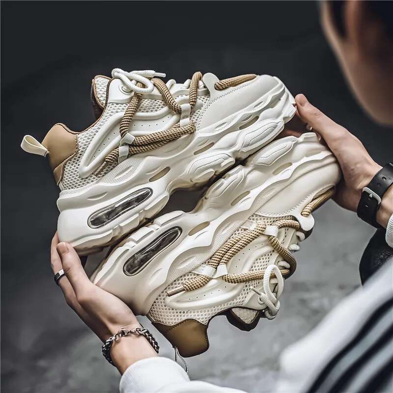 New Men's Platform Casual Clunky Sneakers Comfortable Anti-slip Fashio Sports Men Wear-resistant Lace-up Shoes