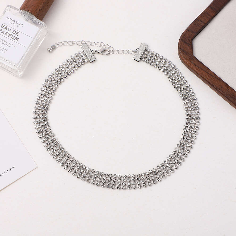 Hot selg exquisite claw sier personalized fashion necklace popular trend drip neck chain dinner accessories for women