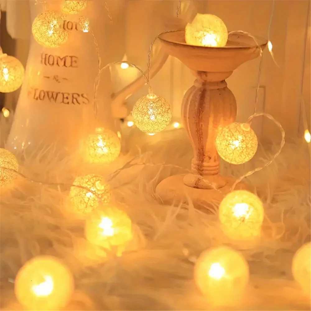 15/3M Cotton Garland Balls Lights String Christmas Outdoor Hanging Party Baby Kids Room Bed Fairy Lights Wedding Decorations W251107