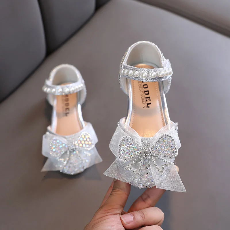 Princess girl silver sandals bow sandals summer pearl glitter rhinestone party wedding non slip flat shoes 250402