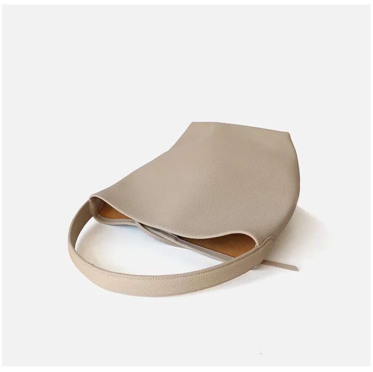 Minimalist All-Match Big Travel Bucket Tote Cowskin Women Shoulder Shopper Bag 2 Size High Quality Cowhide Leather Handbag