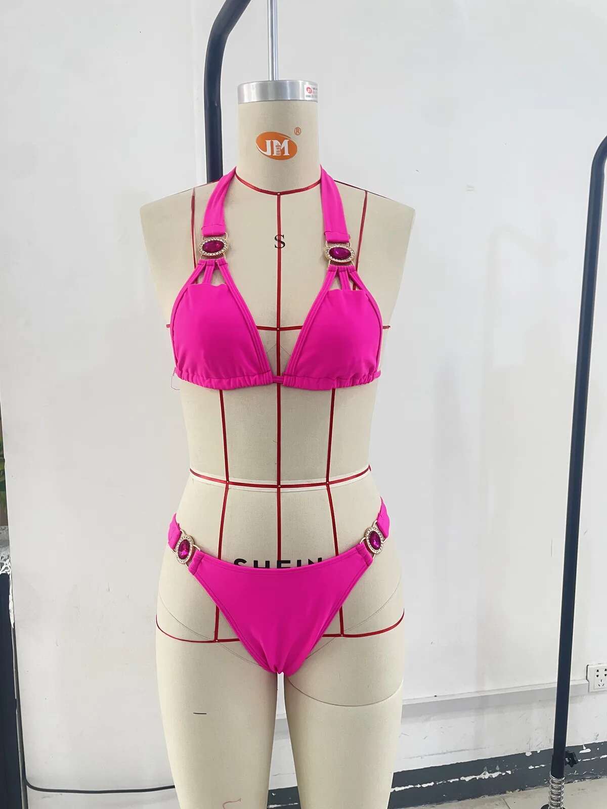 Dongdumaoyi Luxury Rhinestone Bikini Women Sexy Hot Pink Push Up Diamond Thong Swimsuit Brazilian Cut Out Bathing Suit Micro Swimwear