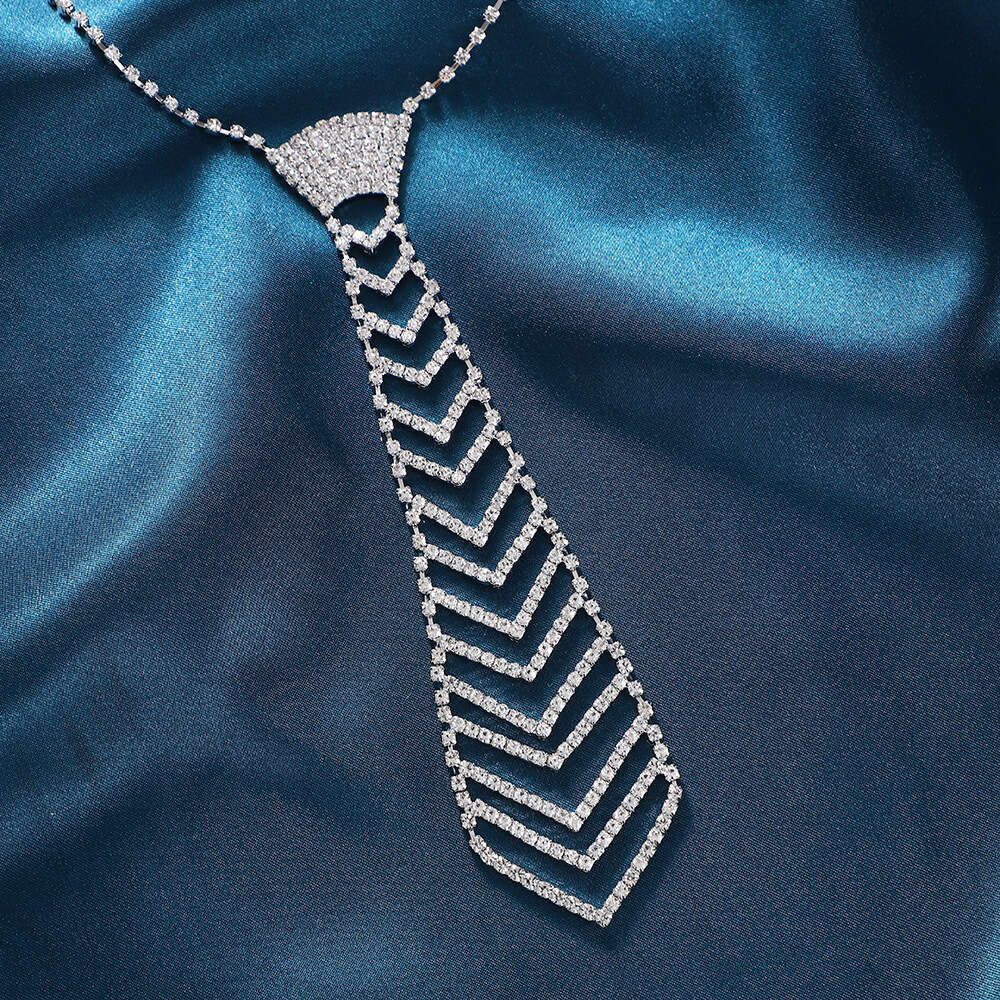 Tie long rhie tie, tassel necklace, personalized and trendy necklace