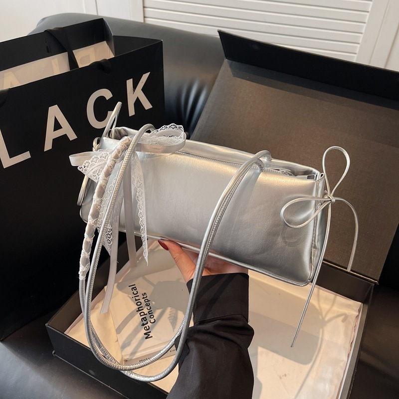 2025S New Model Designer Stick Women S Trendy And Versatile Commuting Shoulder Bag Casual Bow Underarm Bag Totebag