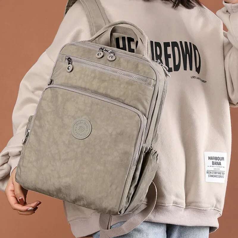 New Fashional High-Capacity Women Nylon Waterproof Casual Man Backpack Lightweight Bags For Lovers Laptop Bagpack