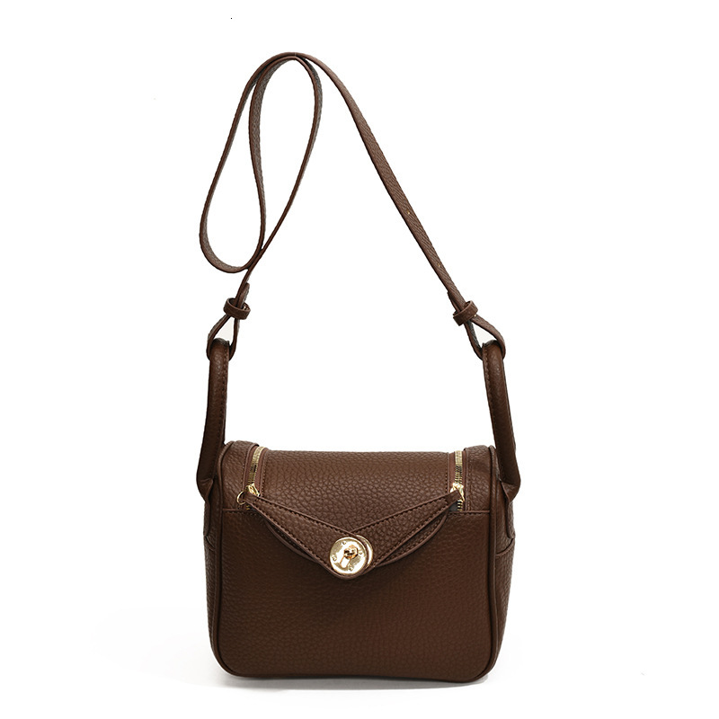 2025S Designer Women S Bag Advanced Texture For Women New Winter Fashion Shoulder Versatile Large Capacity Crossbody Bag