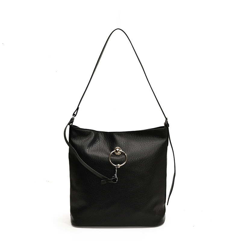 2025S Designer Women S Bag Solid Color Soft Surface Large Capacity For Women New Popular Simple Crossbody Autumn Casual Bucket Bag