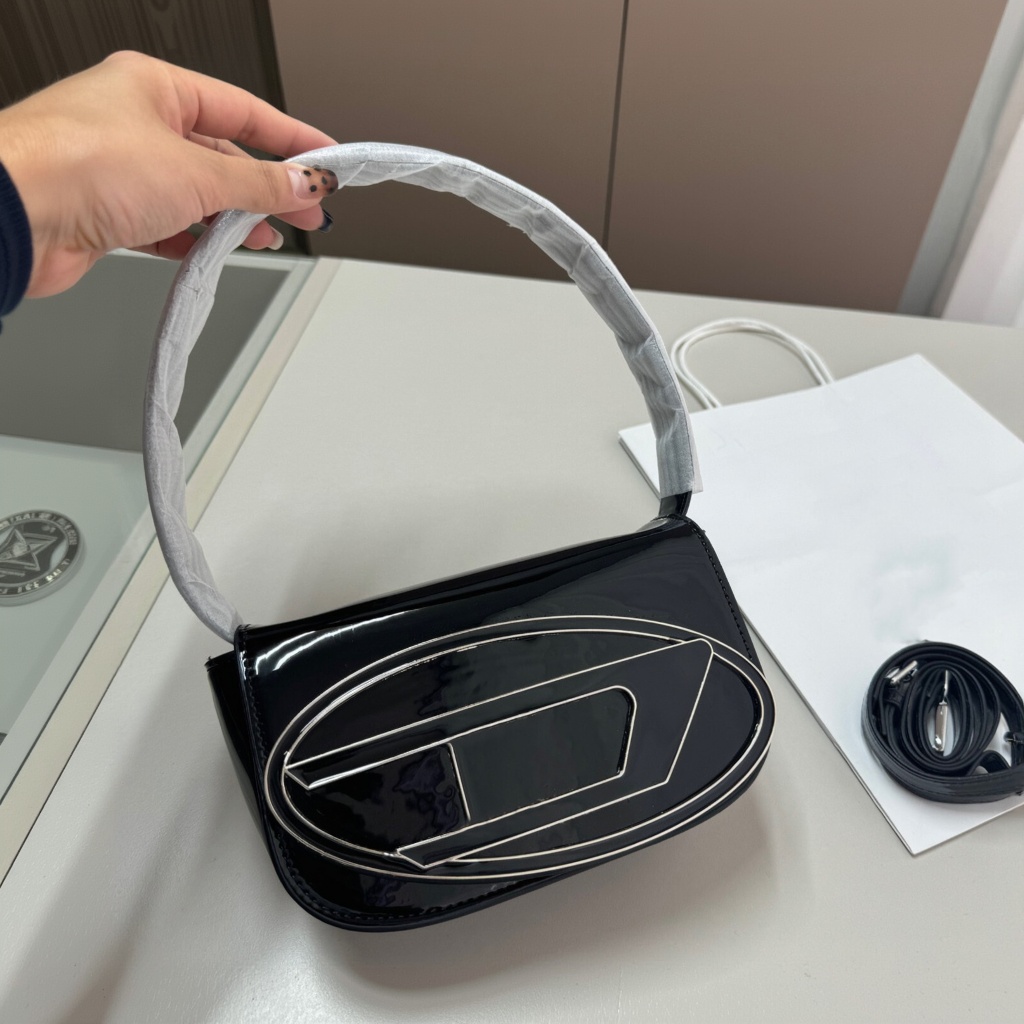 Designer Bags Shoulder Bags Luxury Bags Wallets Crossbody Bags Luxury Handbags Tote Bags Designer 2025 Solid Color Tote High-Quality Underarm Wallets Fashion Bags