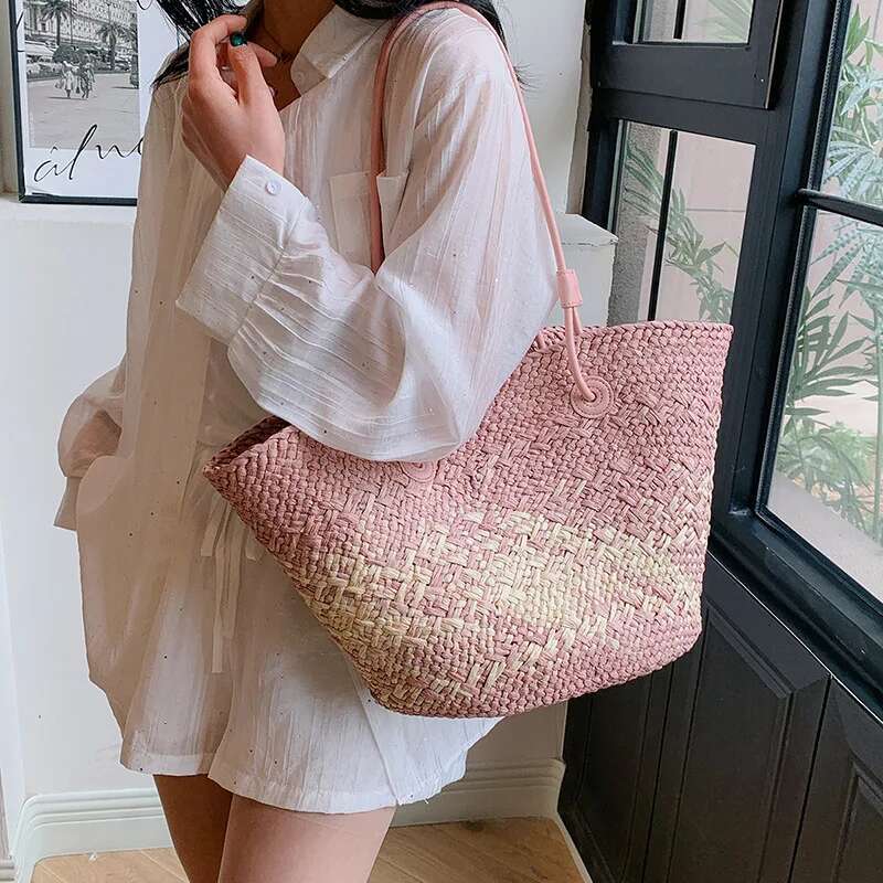 Casual Rattan New Large Capacity Designer Wicker Woven Handbag Summer Beach Bali Straw Bag Women's Travel Big Basket Wallet