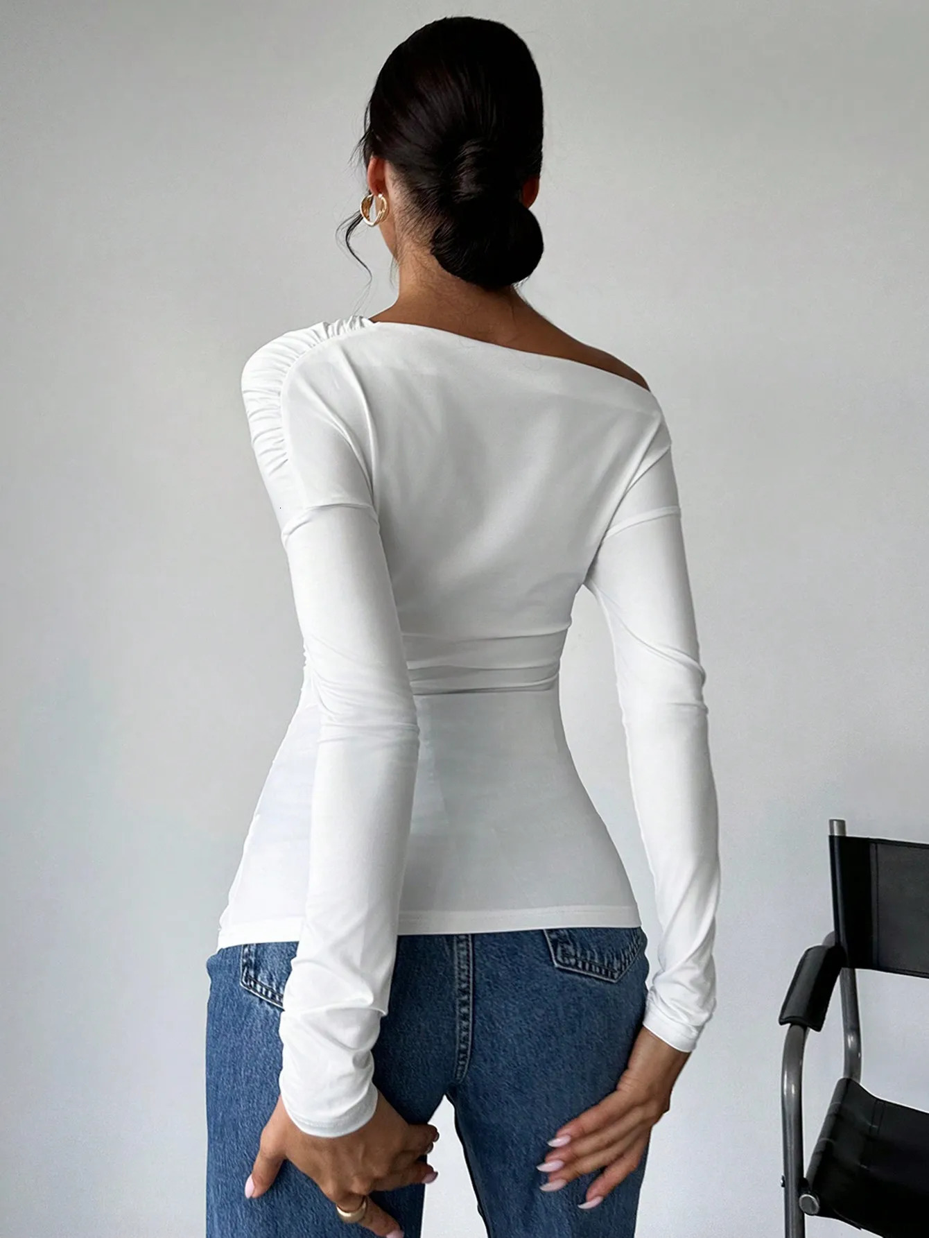 Womens long sleeved top autumn slim fit warm short shoulder knitted Tshirt 250407